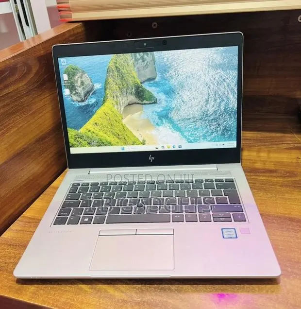 Laptop HP EliteBook 830 G6 8GB Intel Core i5 SSD 256GB · Photo 1