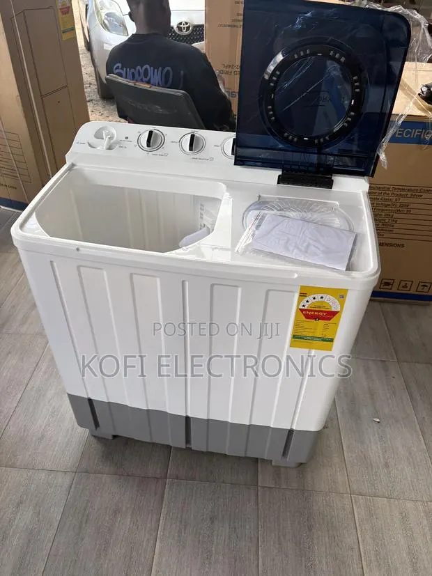 TCL 10.5kg Twin Tub Semi-Auto Washing Machine With Anti Slip Base · Photo 1