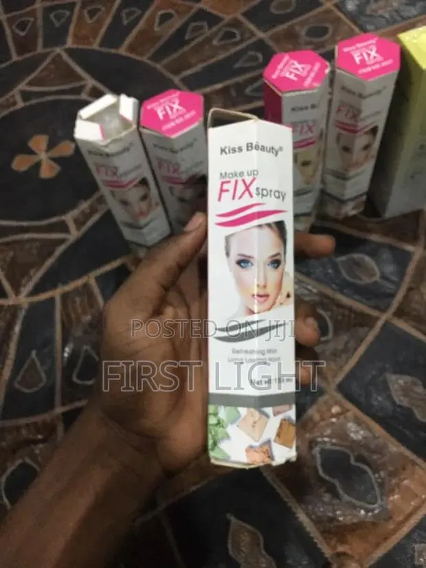 Makeup Spray · Photo 2
