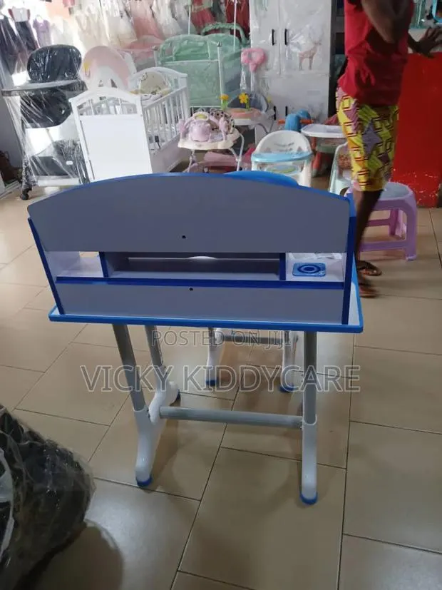 Learning Table for Kids · Photo 3