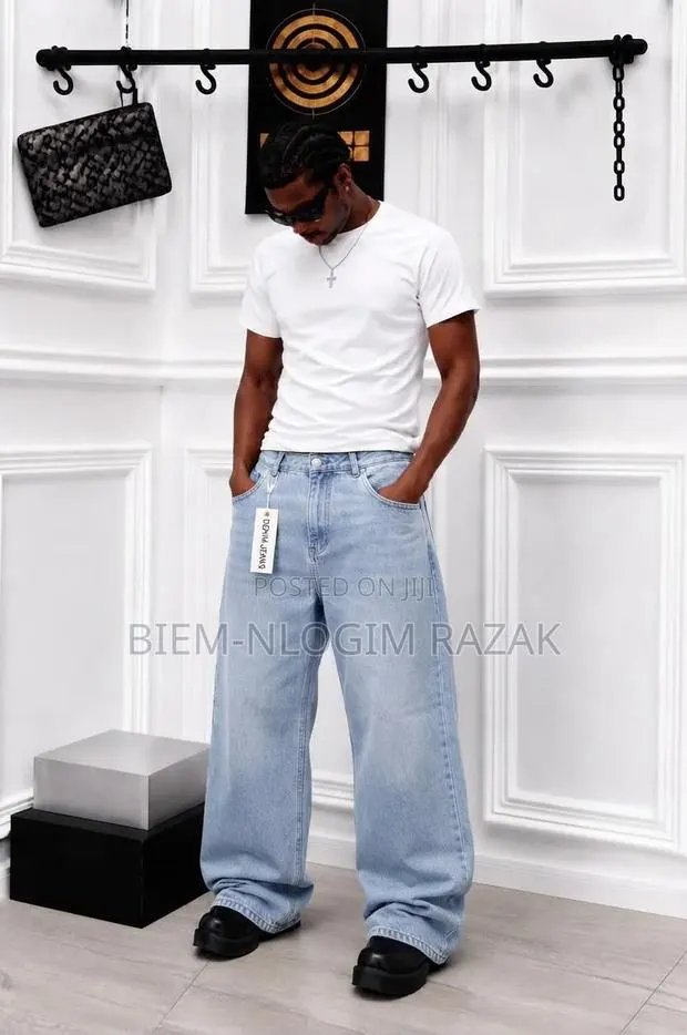 High Quality Denim Baggy Straight and Flare Jeans Available in Stock · Photo 1