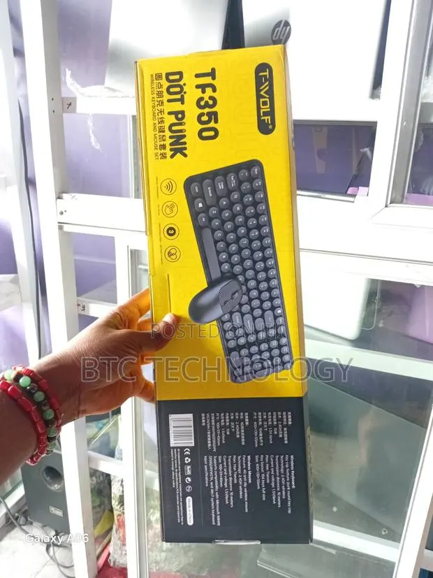 Twovlf Tf350 Wireless Keyboard With Mouse No Light · Photo 1