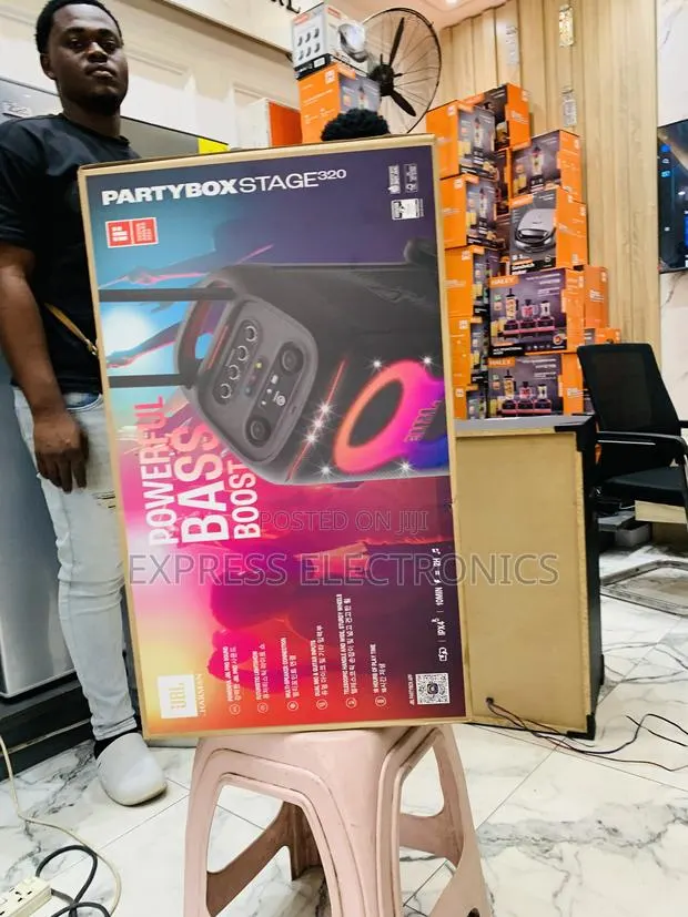 Funuristic Light Show JBL 320 Sound System · Photo 1