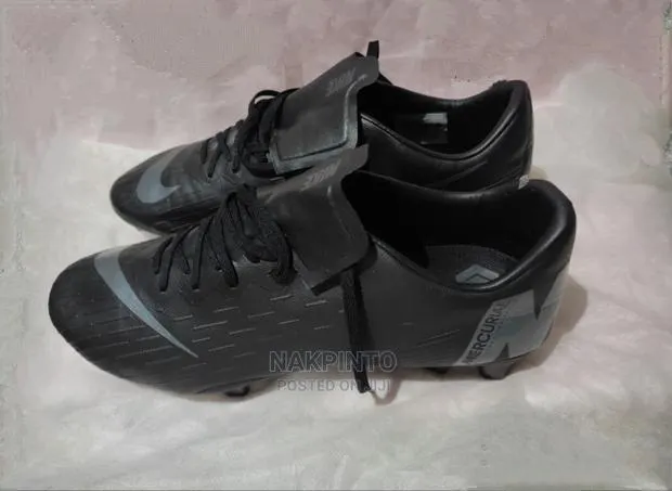 Nike Mercurial ( Engineered for Speed ) Soccer Shoes · Photo 1