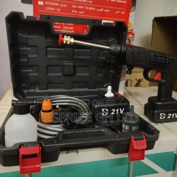 Excellently Manufactured Handheld Water Gun With Super High Pressure · Photo 1