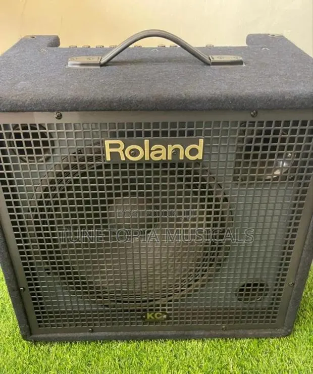 Roland Kc-550 Keyboard Amplifier/Combo · Photo 1