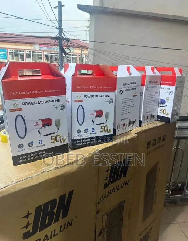 Power Megaphones · Photo 1