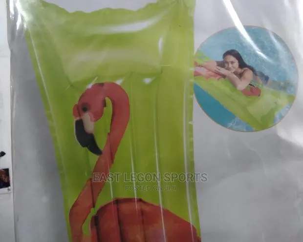 Adult Swimming Bed · Photo 1