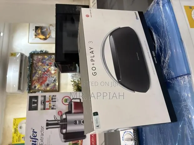 Lovely Design Harman Kardon Go + Play Portable Bluetooth Speaker · Photo 1