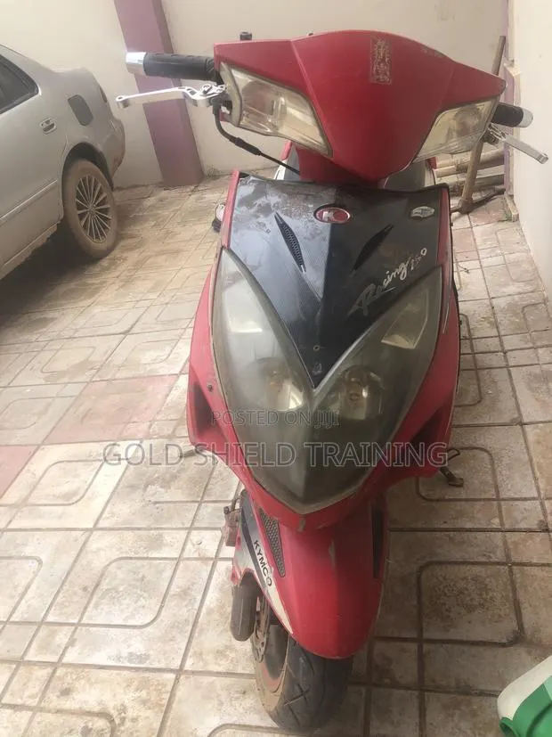 Kymco 2015 Red · Photo 1