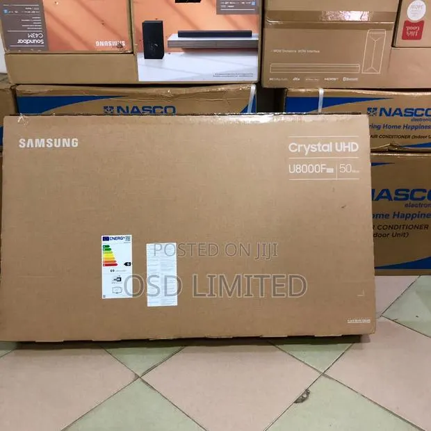 Ultimate Connectivity: Samsung 50" Crystal Uhd U8000f Smart Tv · Photo 1