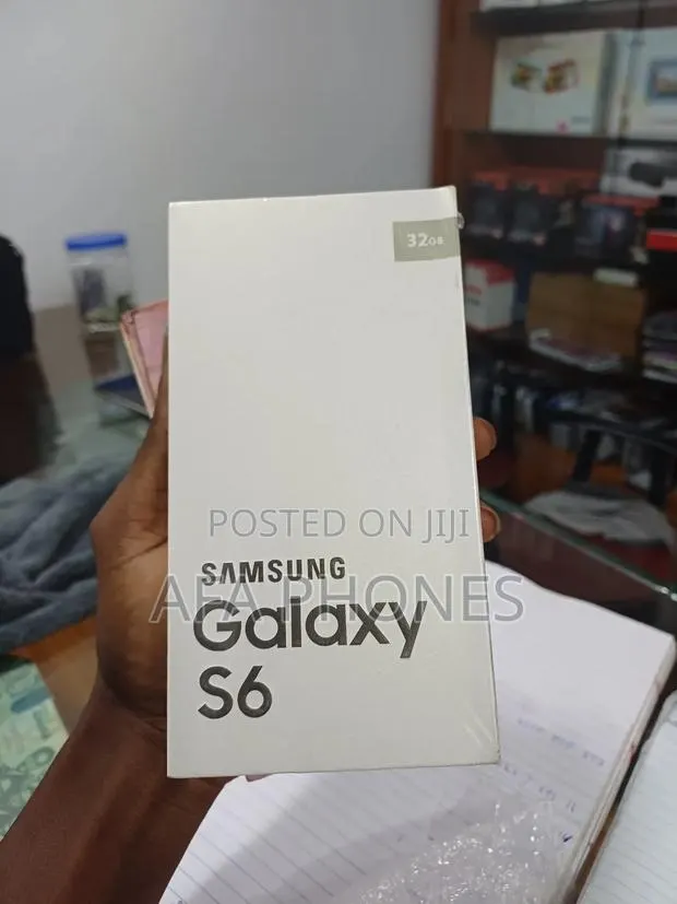 New Samsung Galaxy S6 32 GB Black · Photo 1