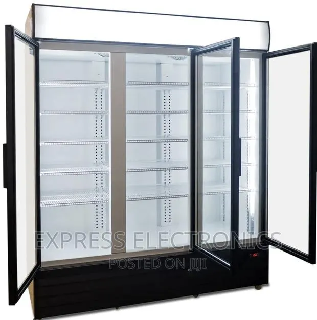 Pearl Display Fridge PVC 150 3 Doors · Photo 1