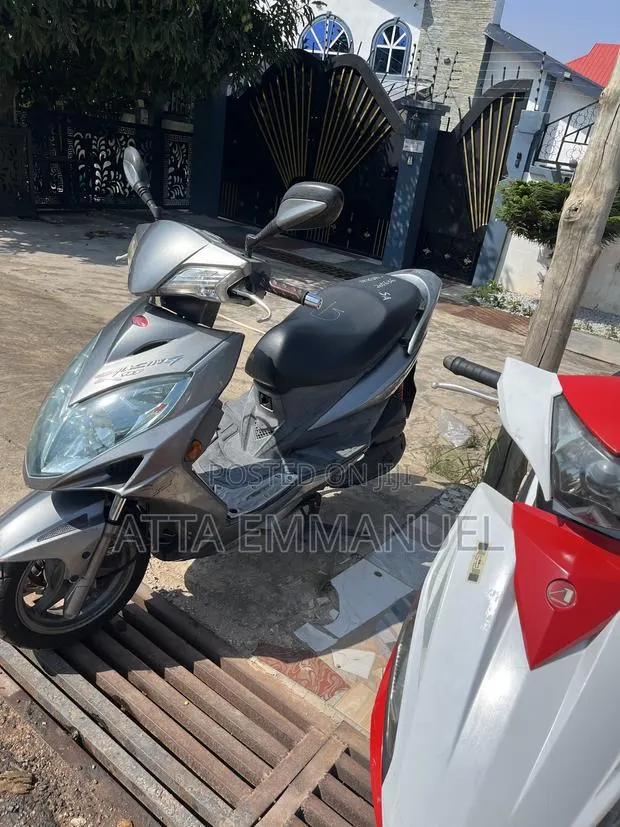 Kymco 2020 Gray · Photo 1