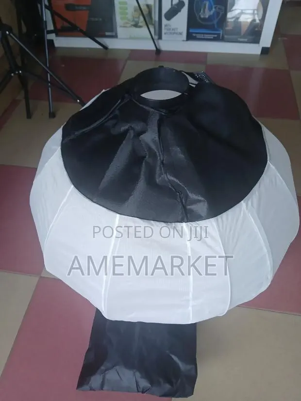 65cm Lantern Softbox – Professional Photography Lighting Diffuser · Photo 1