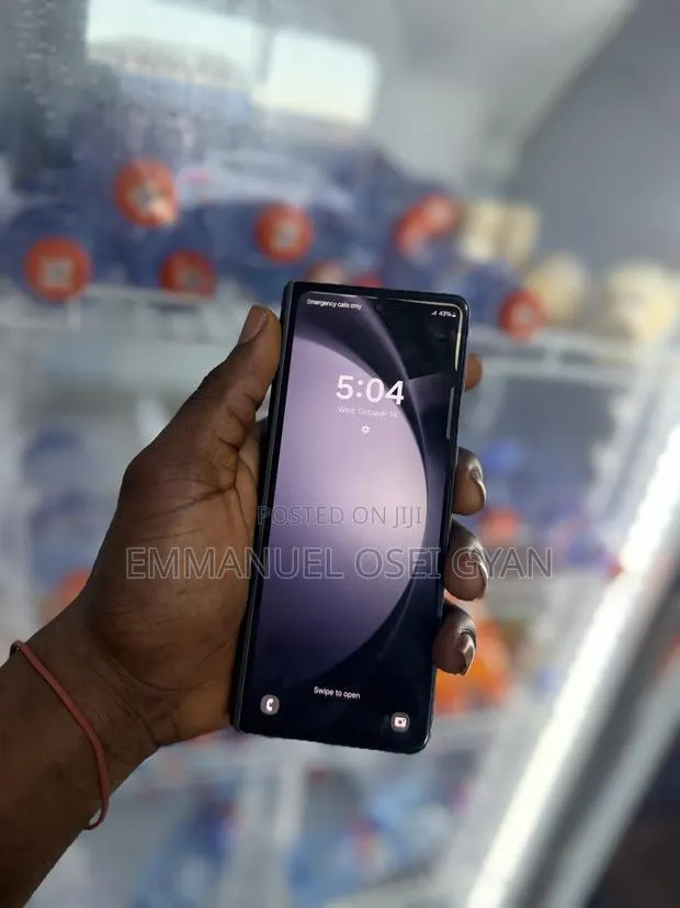 Samsung Galaxy Z Fold 5 512 GB White · Photo 1