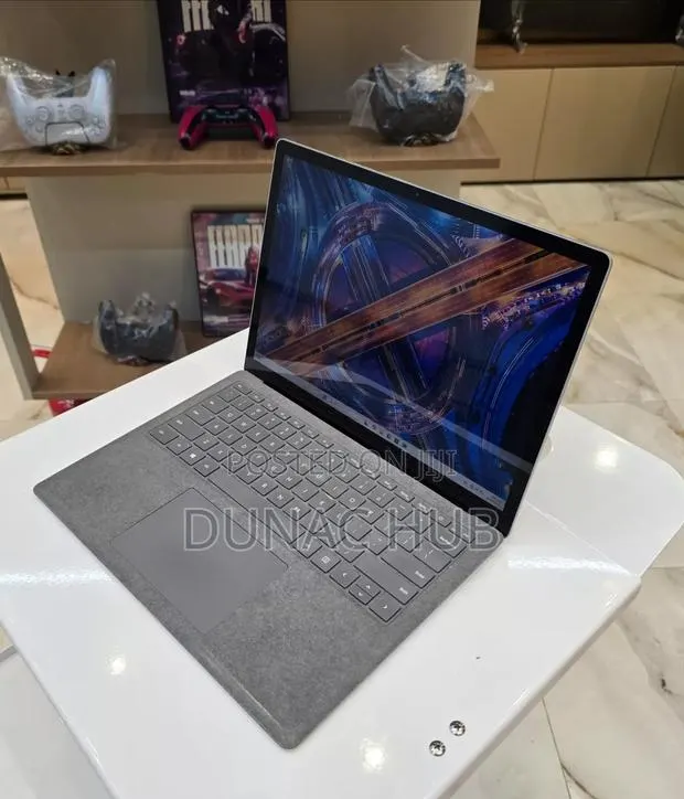 Laptop Microsoft Surface Laptop 3 16GB Intel Core i7 SSD 256GB · Photo 1