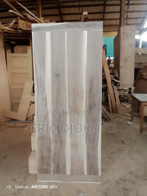 Single Door 33"X79.5" · Photo 1