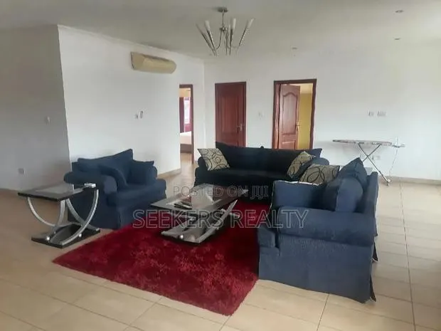 Furnished 3bdrm Apartment in Seekers Realty, Oxford Street for rent · Photo 1