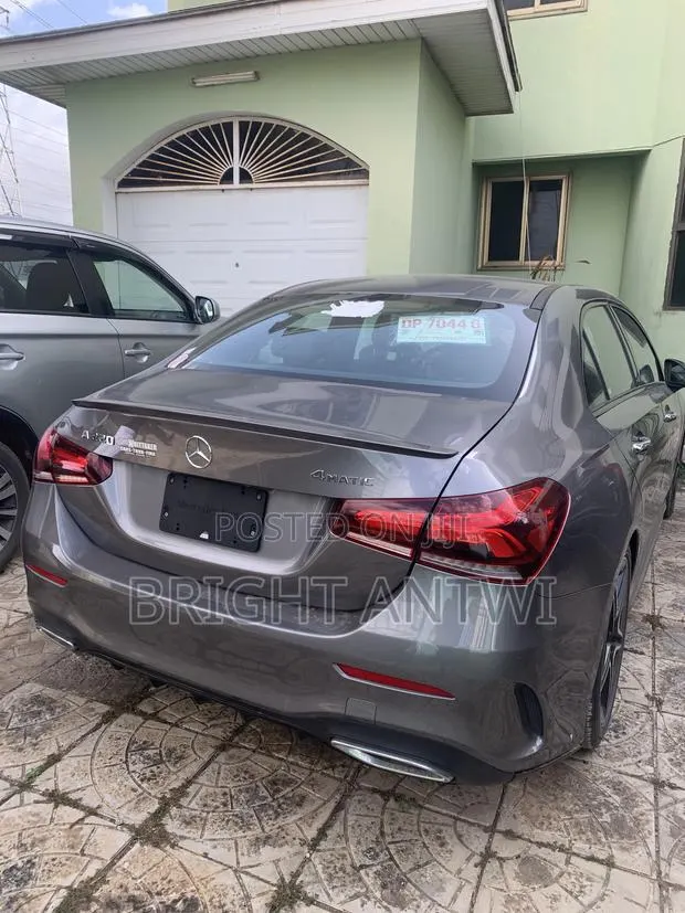 Mercedes-Benz A-Class 2019 Gray · Photo 1