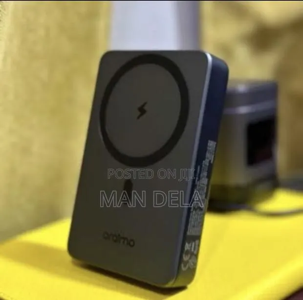 Oraimo Magpower 15 10000mah Wireless and Wired Power Bank · Photo 1