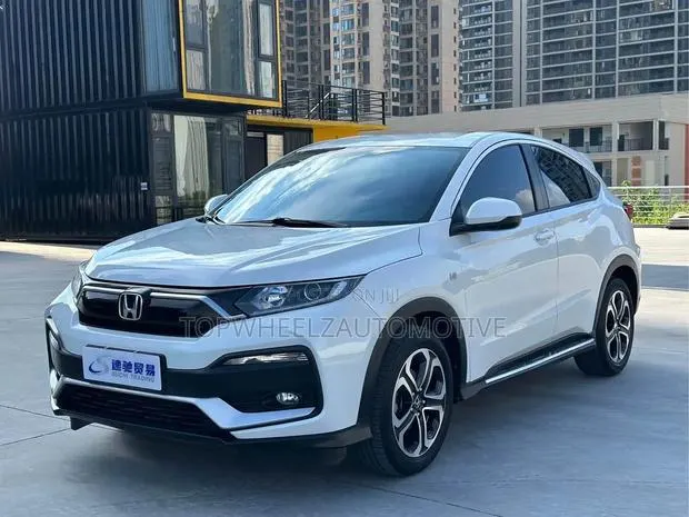 Honda HR-V 2019 White · Photo 1