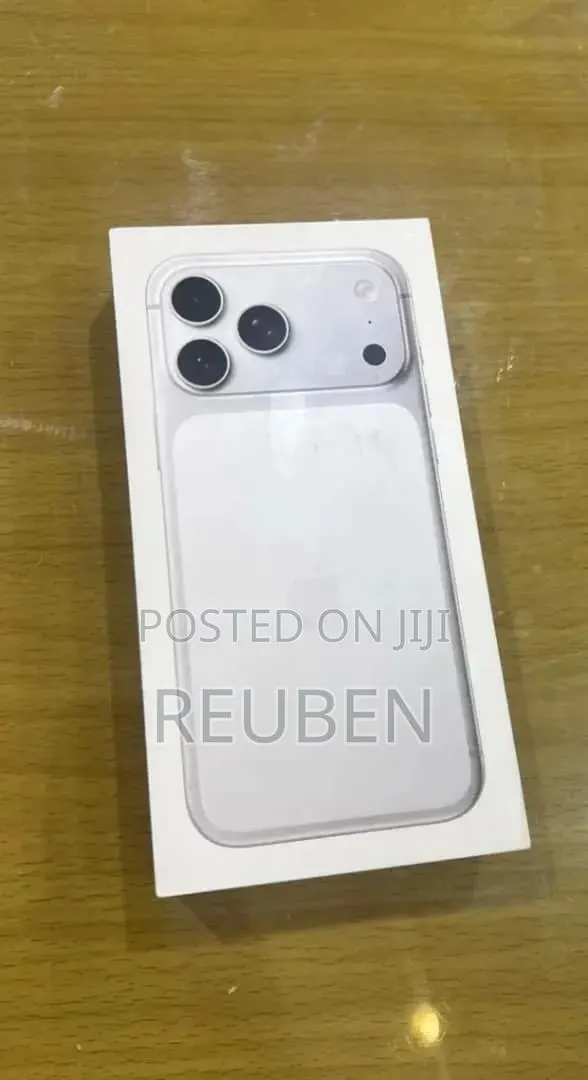 New Apple iPhone 17 Pro Max 512 GB Silver · Photo 1