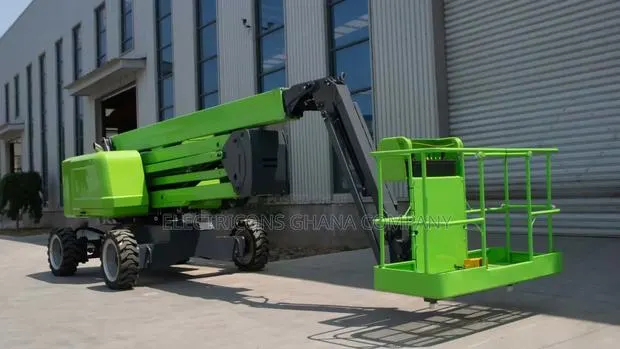 Boom Lifts · Photo 1