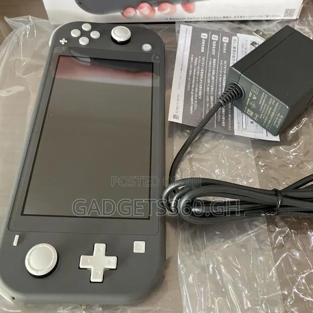 Brand New Nintendo Switch Lite (32gb Black) · Photo 1