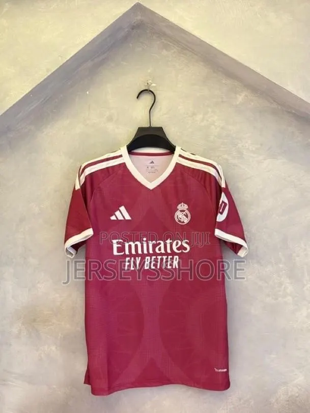 Real Madrid 26/27 Kit Now Available · Photo 1