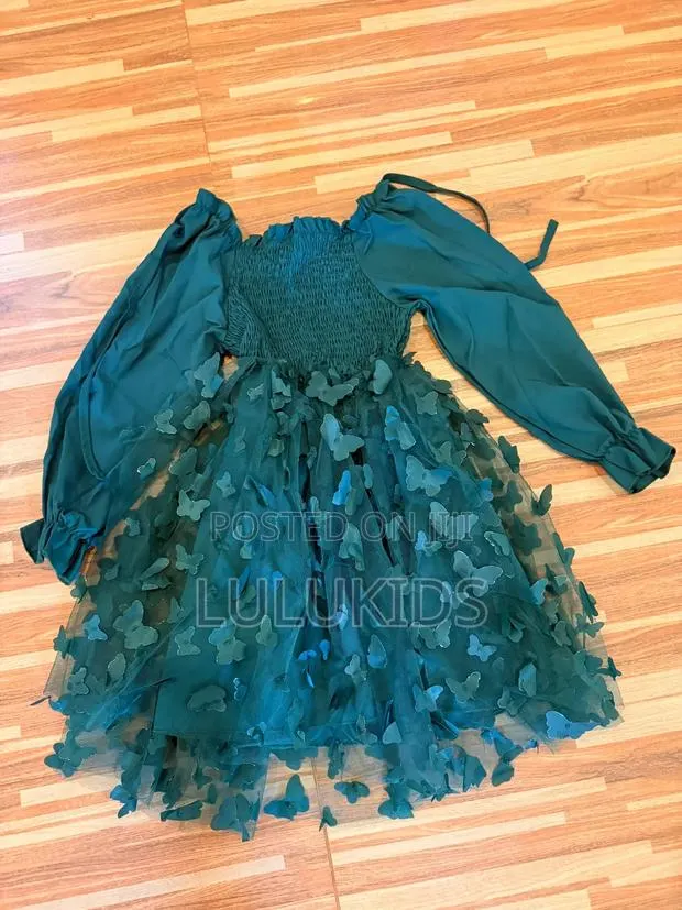 Girls Dress · Photo 1