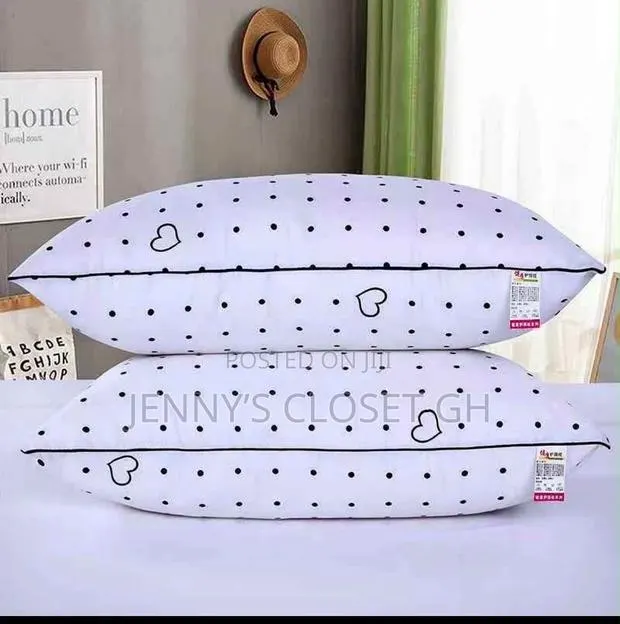 White Cotton Pillows · Photo 1