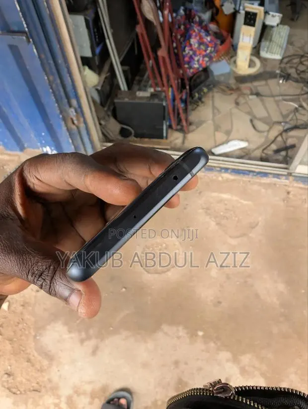 Xiaomi Mi Note 10 Lite 64 GB Black · Photo 1