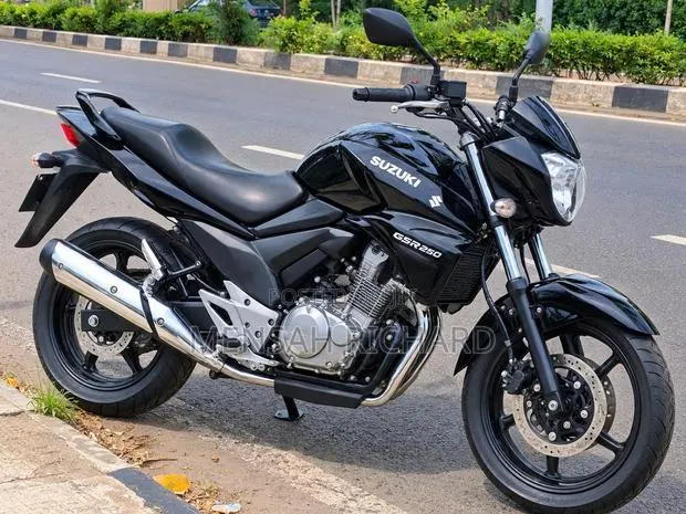 Suzuki GSR 1999 Black · Photo 1