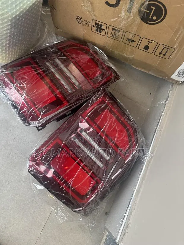 Toyota Land Cruiser Prado 2024 2025 2026 Taillight Pair · Photo 1