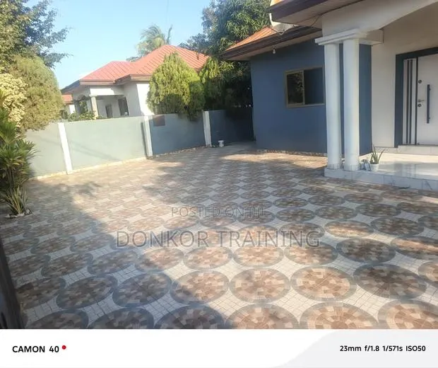 Furnished 3bdrm House in Redrow Estate, School Junction for rent · Photo 1