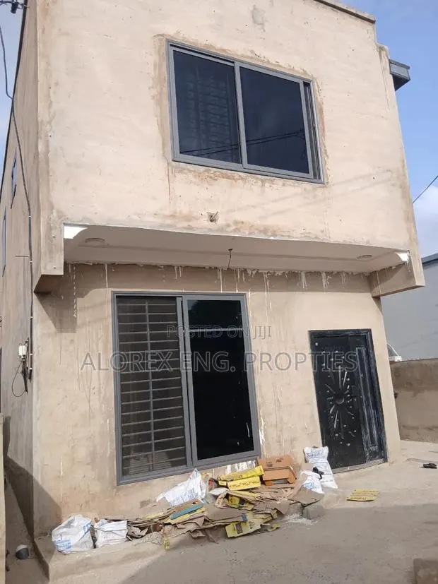 3bdrm House in Haatso Bohwe, ECOMOG for sale · Photo 1