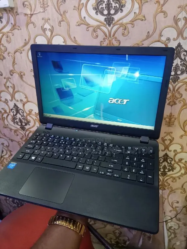 New Laptop Acer Aspire 1 A114-32 4GB Intel Celeron HDD 500GB · Photo 1