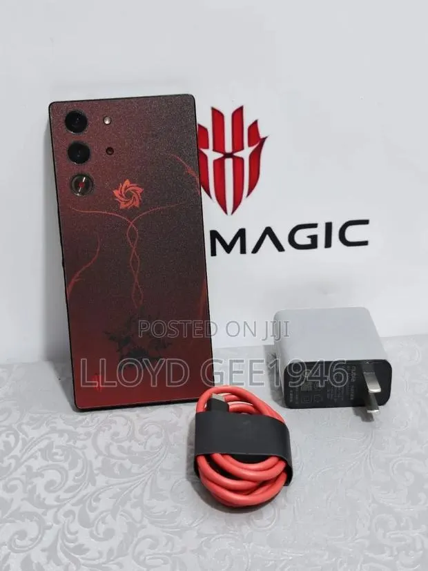 New ZTE nubia RedMagic 10S Pro 512 GB Red · Photo 1