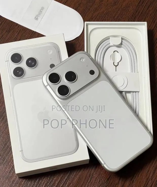 New Apple iPhone 17 Pro Max 512 GB White · Photo 1