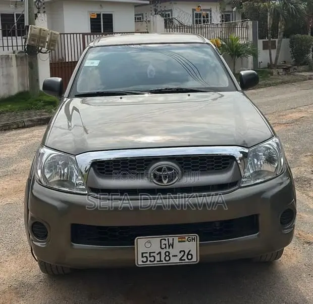 Toyota Hilux 2.7 VVT-i 4X4 SRX 2010 Green · Photo 1