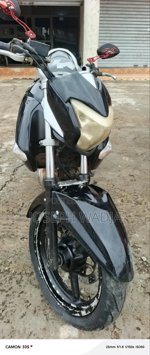 Suzuki Gixxer SF 250 2018 Black · Photo 1