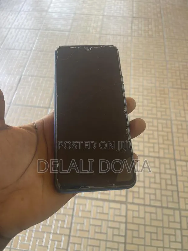Tecno Pop 5 Pro 32 GB Blue · Photo 1