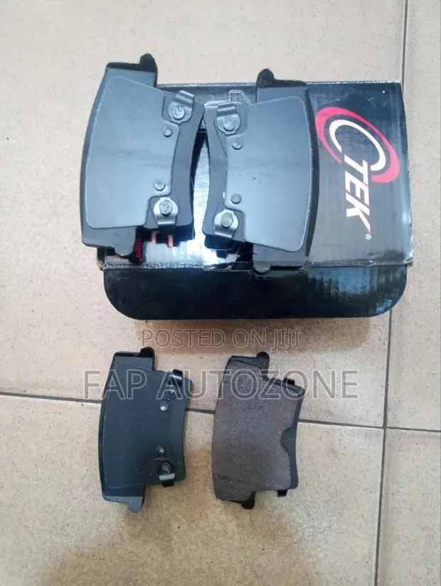 Genuine Centric Dodge Charger, Magnum, Challenger Brake Pads From USA · Photo 1