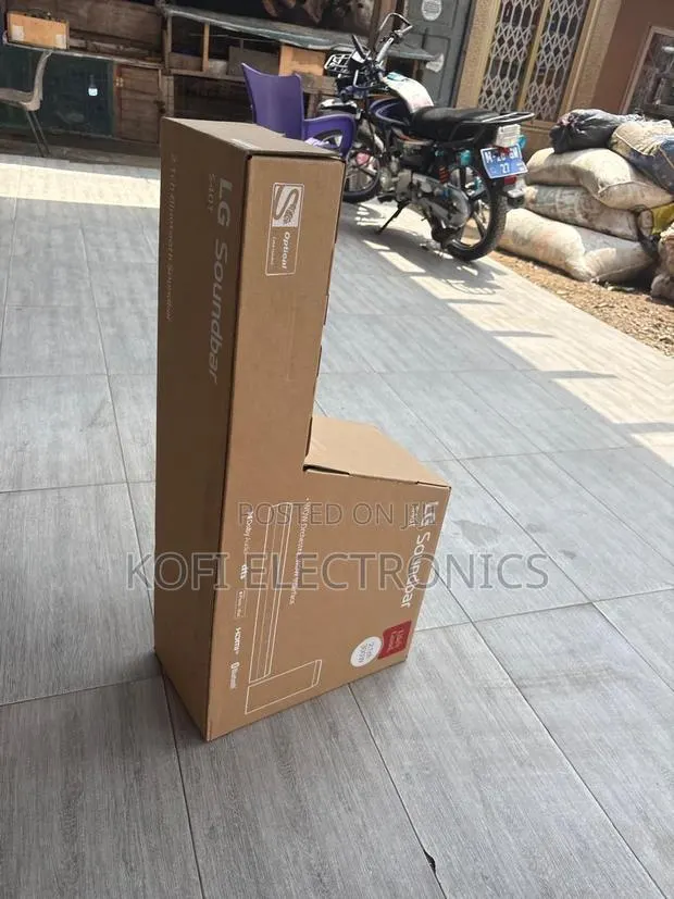 Lg 2.1 Soundbar 300w Superior Audio for Home Entertainment · Photo 1