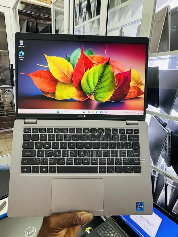 Laptop Dell Latitude 5420 16GB Intel Core i7 SSD 512GB · Photo 1