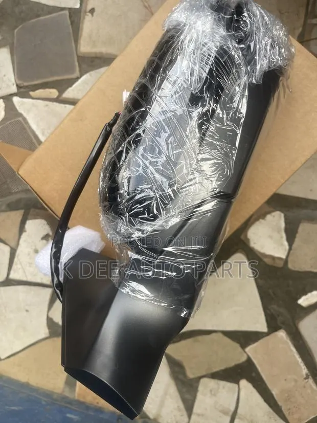 Honda CRV 2012 to 2018 Models Side Mirror · Photo 1