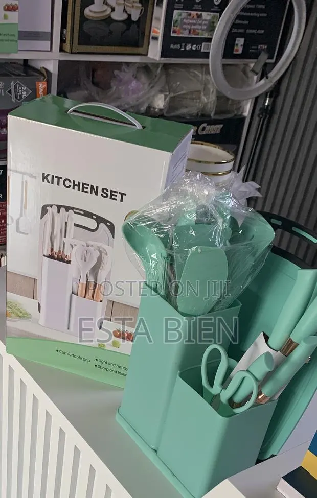 Kitchen Set · Photo 1