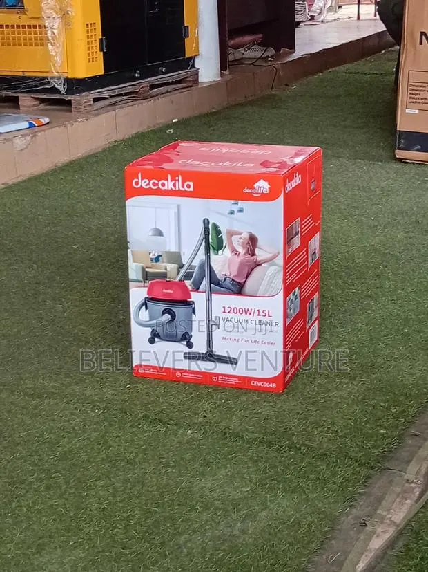 Multi-Function Vacuum Cleaner for Everyday Cleaning · Photo 1