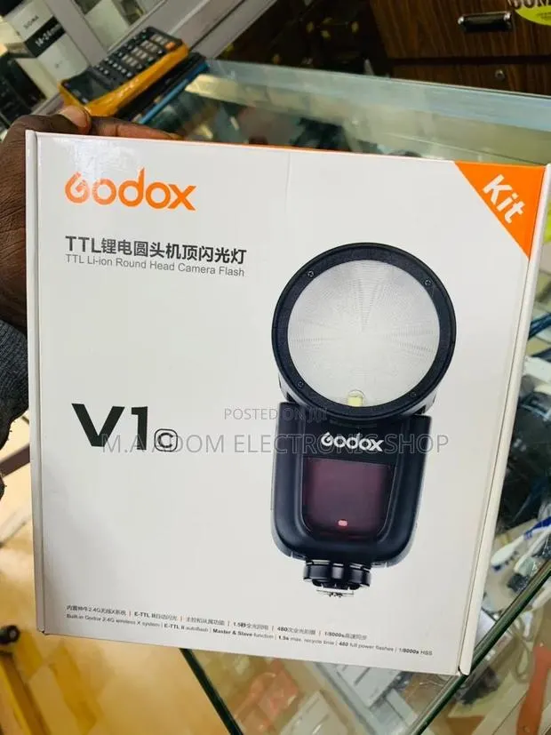 Brand New Godox Round Head Camera Flash. · Photo 1